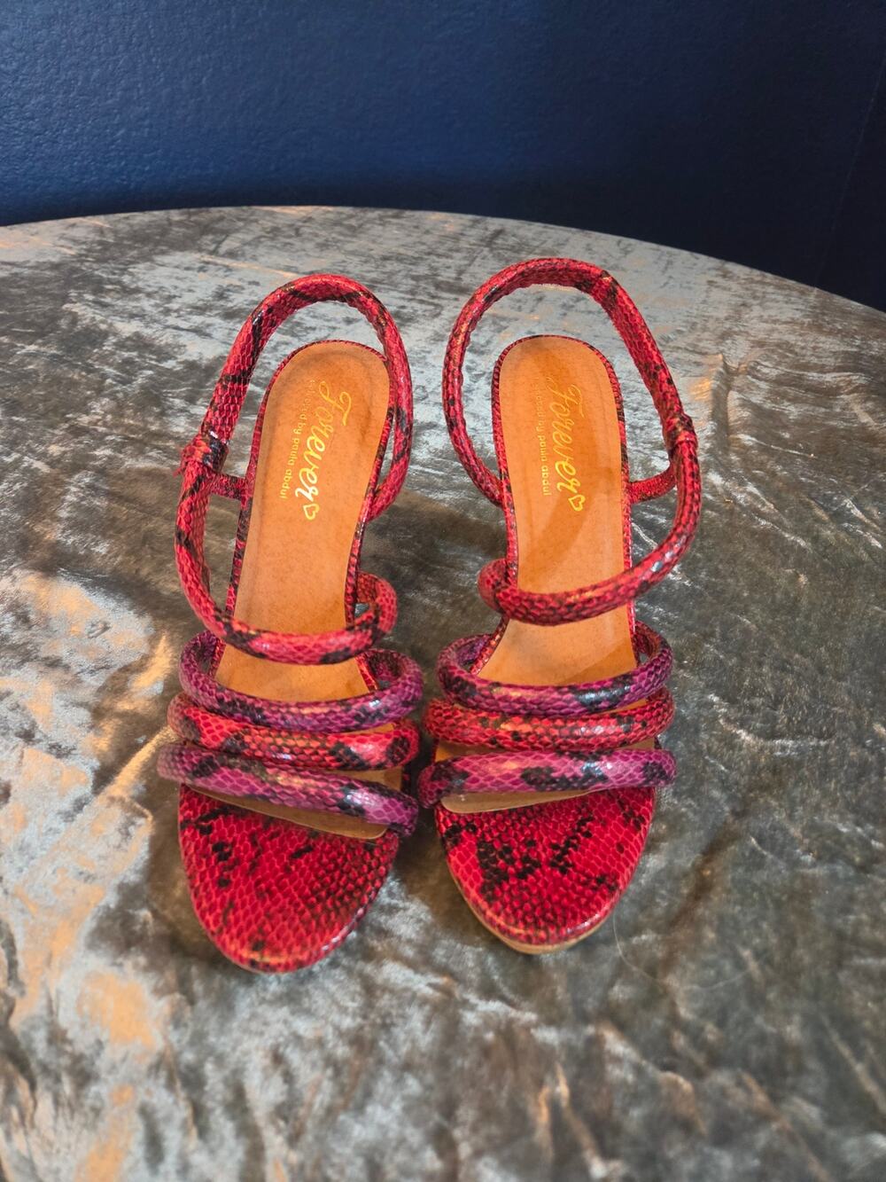 Sz 8, Forever Selected by Paula Abdul Exotic Snakeskin Strappy Heels